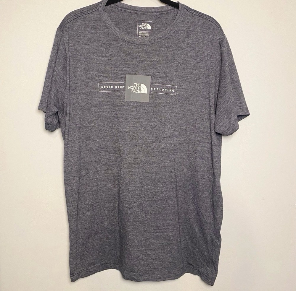 The North Face Men’s Slim fit T-Shirt Sz L Blue