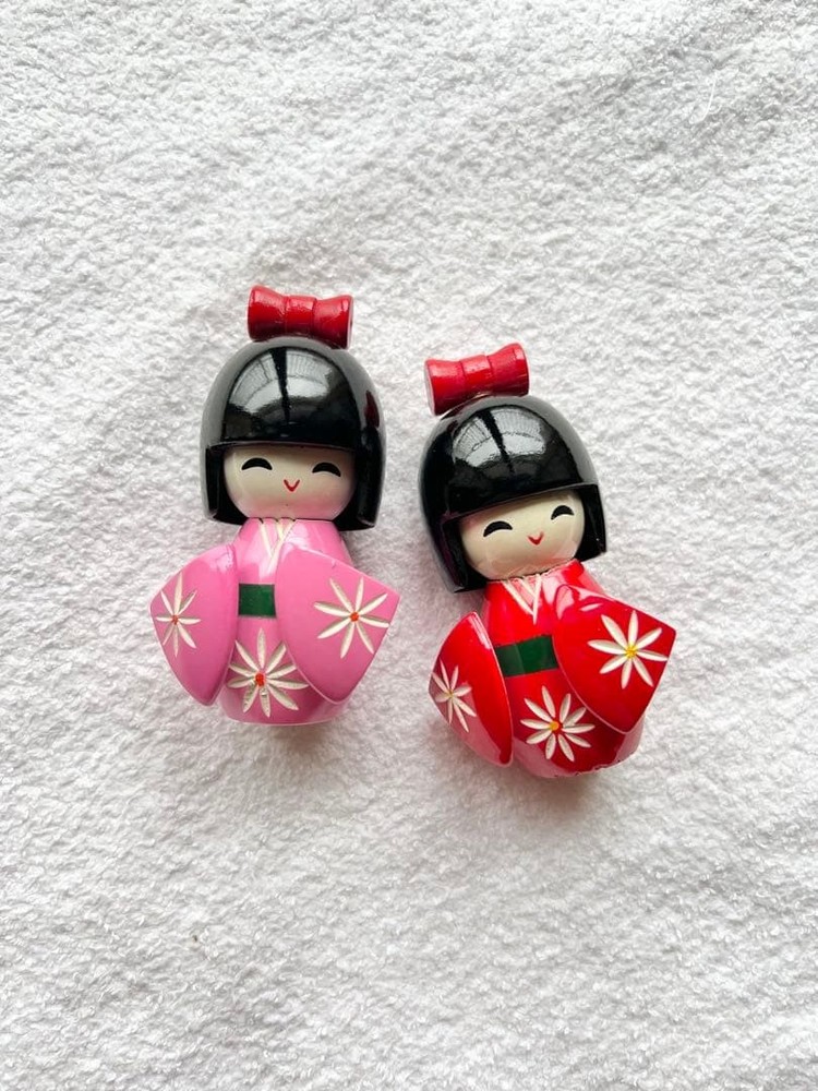 Kokeshi Doll Set 2 Traditional Red Pink Kimono Handmade Flower Design