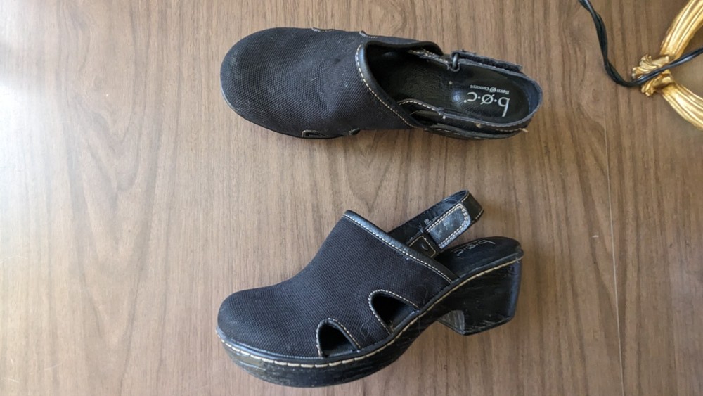 Nice BORN BOC Black Clogs Size 8 Platform Slingback