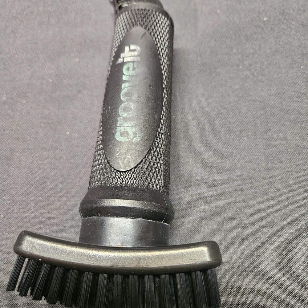 groove it golf club cleaner