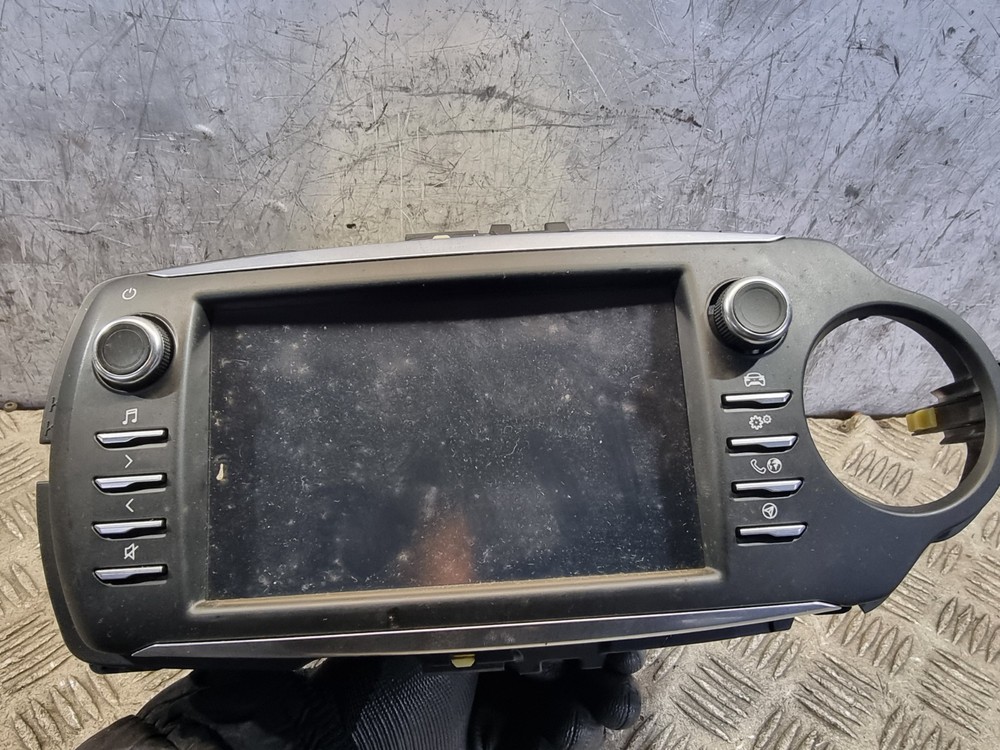 TOYOTA YARIS MULTIMEDIA RADIO HEAD UNIT 86140-0D400 AUTO HYBRID HATCHBACK 2018