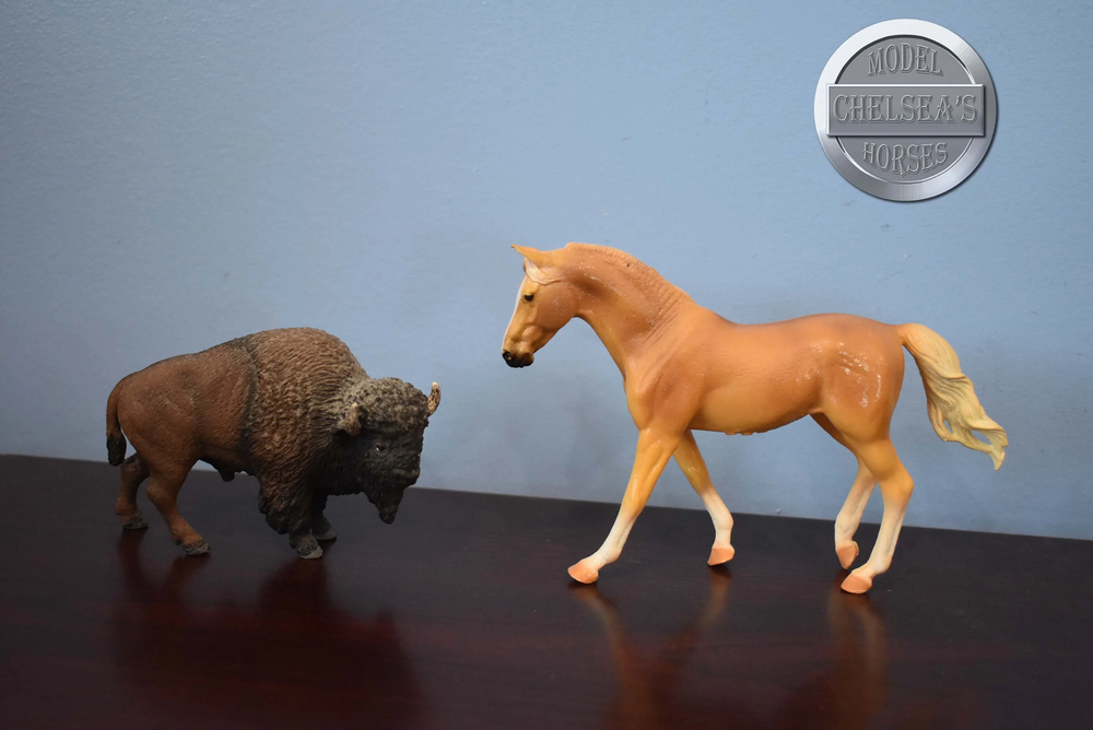 Lot of 3 Small Models-Bison, Dressage Horse/Rider and Walking Horse-Accessories