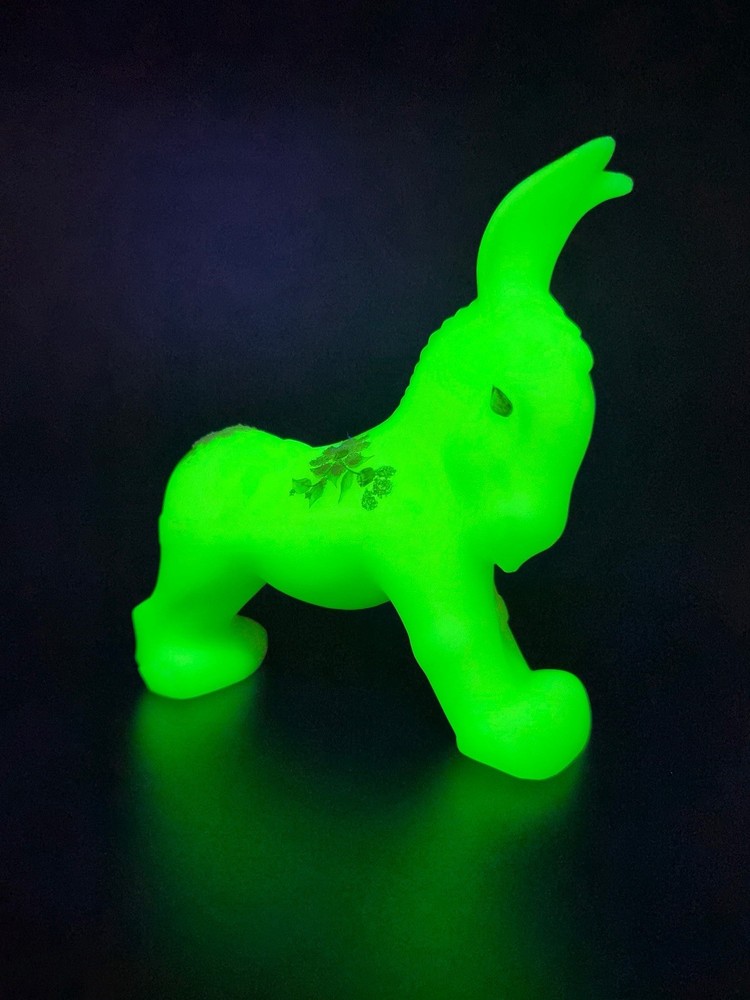 Fenton Uranium Custard Glass Donkey Figure (It glows!)