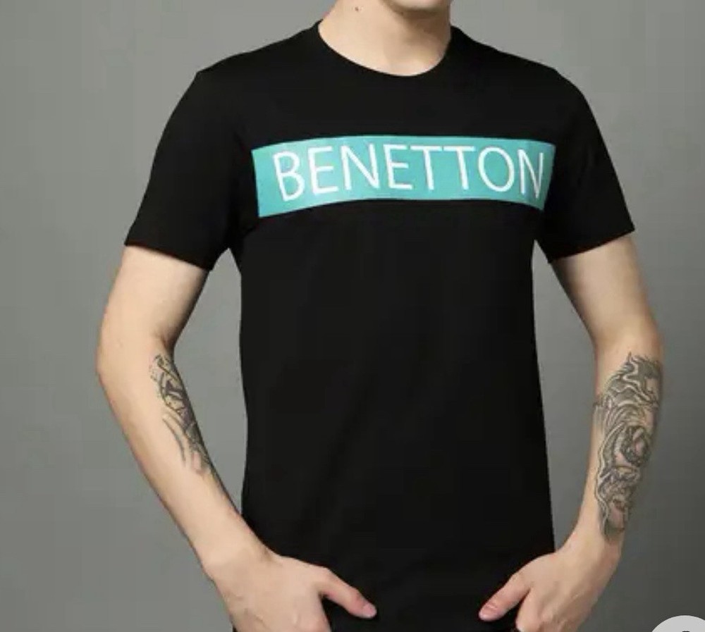 United Colors of Benetton Men’s Black Logo Print Crew Neck T-Shirt – Regular Fit