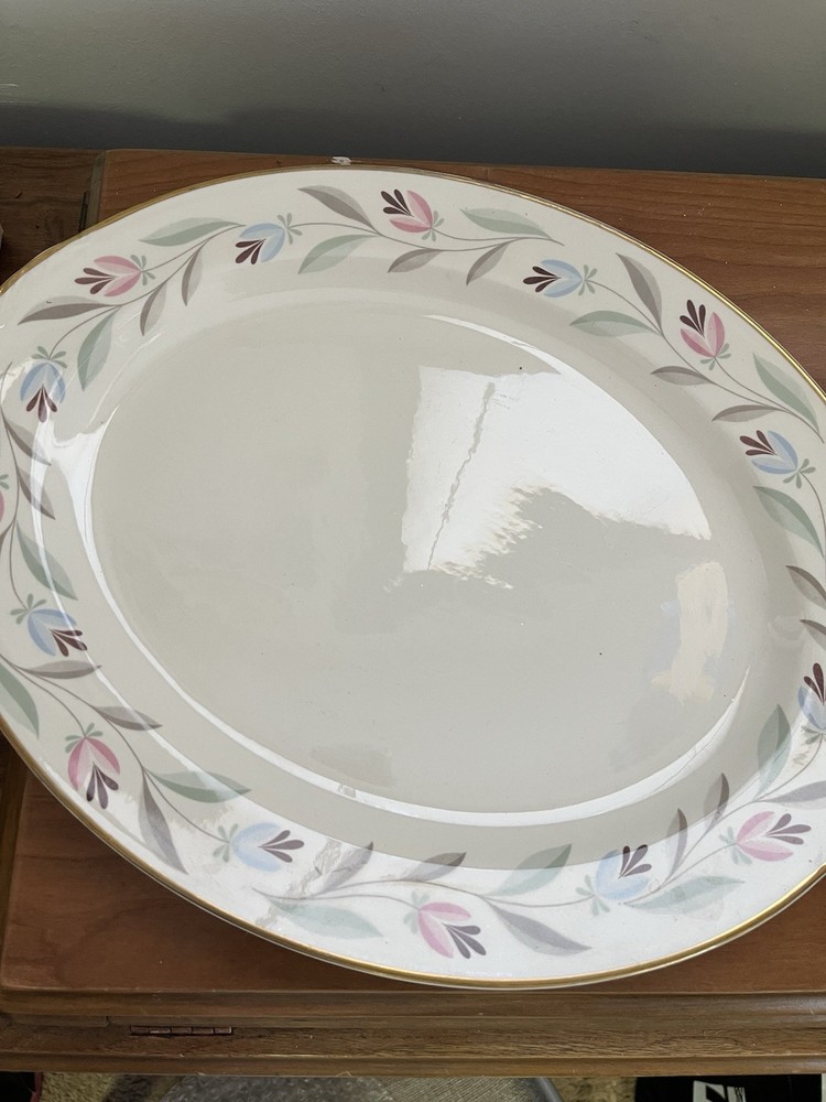 Homer Laughlin Eggshell Nautilus   Oval Serving Platter. 15 1/2x12. L51NB