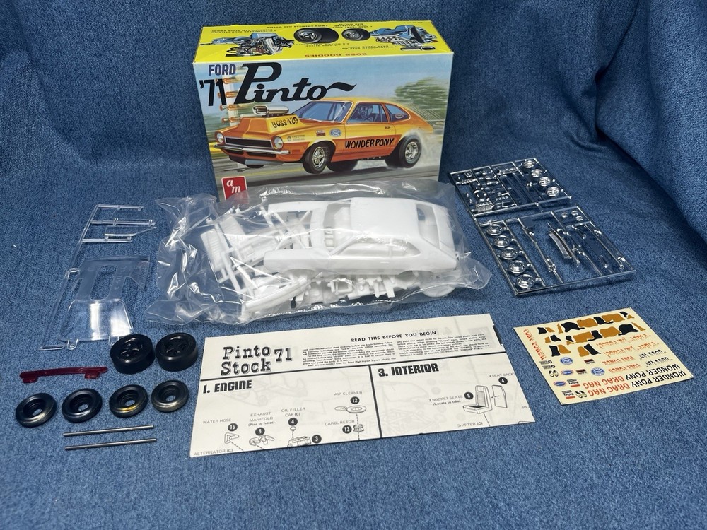 AMT ‘71 Ford Pinto 1/25 Scale Model Kit Wonder Pony Unbuilt In Box