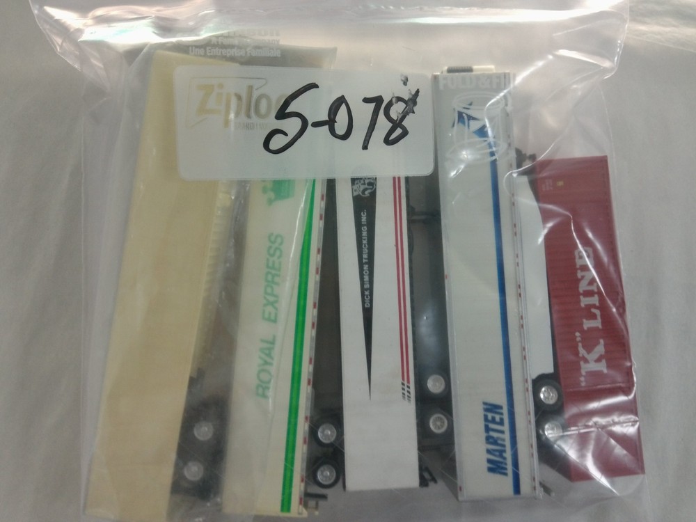 Grab Bag #5-078 HO Containers and Trailers (Set of 5 Various)