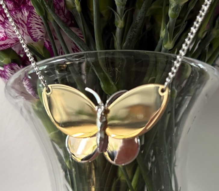 Vintage Avon Butterfly Necklace 16