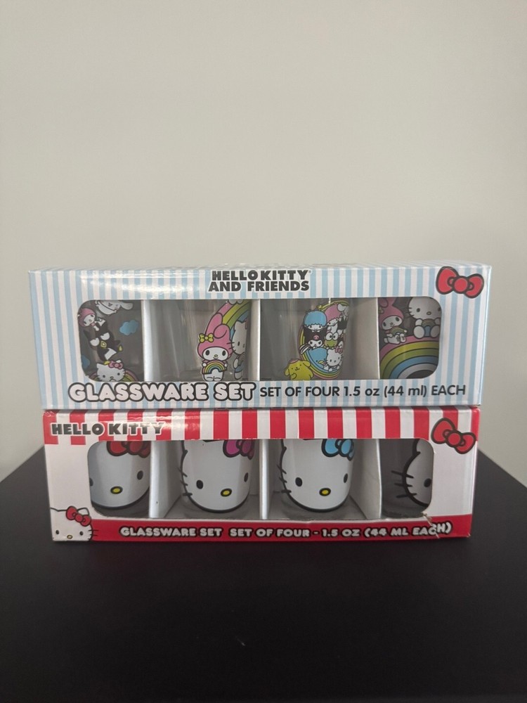 [NEW] Hello Kitty 4 Piece Drinking Glass 2Sets