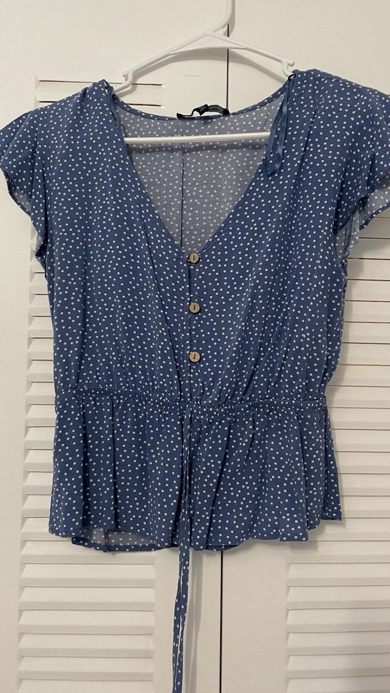 Dainty Blue Polka Dot Top Short Sleeve Women's Size Medium