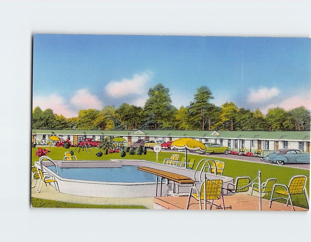 Postcard Wm Penn Court Darien Georgia USA North America