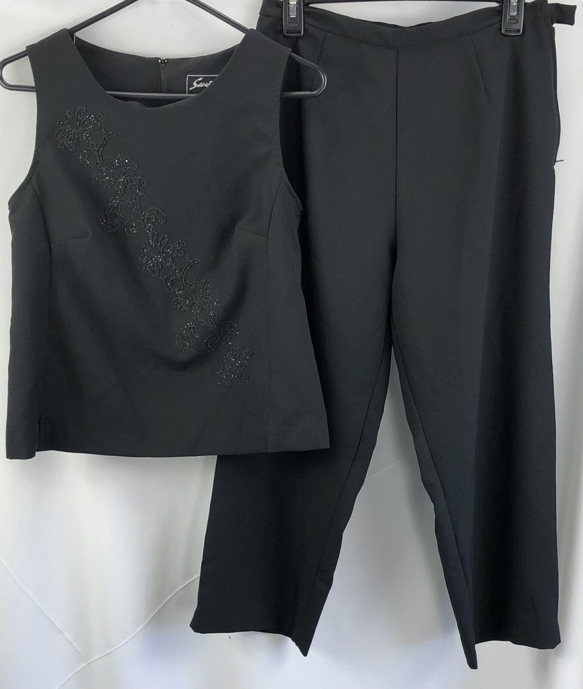 Vintage Sweet Sleeveless Suit 2pc Blk Beaded Cropped 28