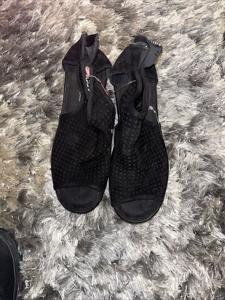 Sandals Skechers Memory Foam Brand New Black Wedge Sandals women’s size 8