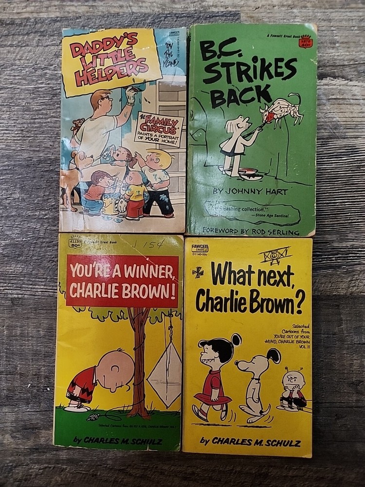 Vintage Lot of 4 Fawcett Crest Comic Books - Family Circus, B.C., Peanuts 1959-1980