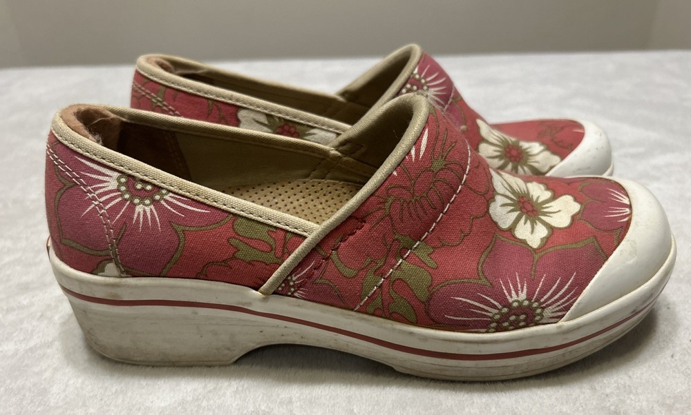 DANSKO Clogs Size 37 US 7 -7.5 Volley Pink Hawaiian Floral Canvas Slip-On
