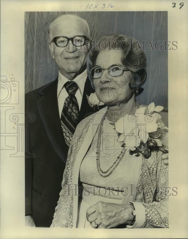 1975 Press Photo Mr. and Mrs. John J. Pisciotta's 50th wedding anniversary