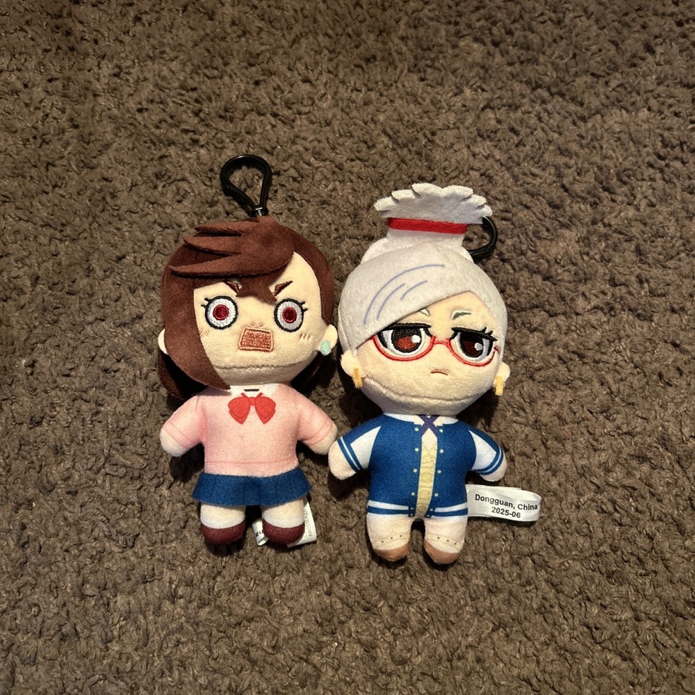 Dandadan Plush Chibi Keychains Momo and Seiko.