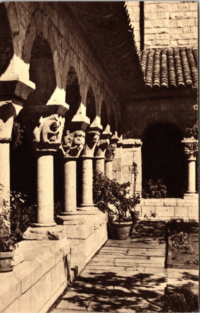 Cloister of St. Michel de Cuxa Branch of The Met New York Vintage Postcard