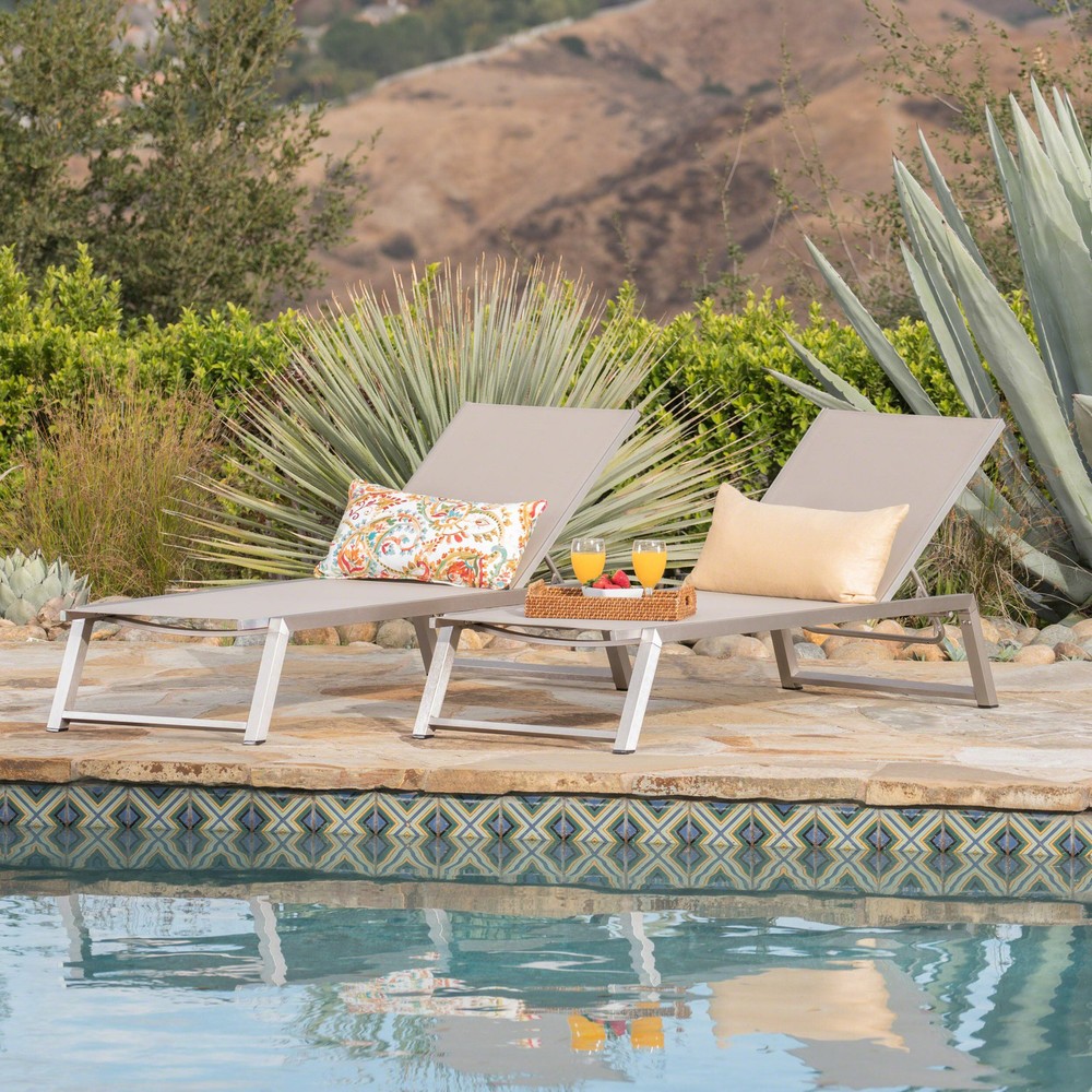 Myers Outdoor Chaise Lounge MP2 for Patio and Poolside Relaxation