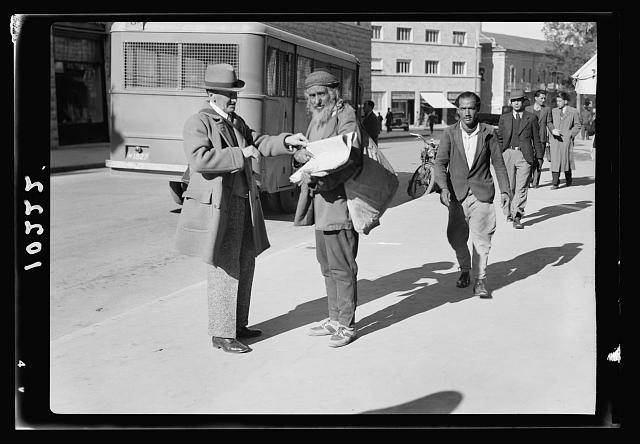Yemenite news vendor,Jews,American Colony Jerusalem Photo Dept,Middle East