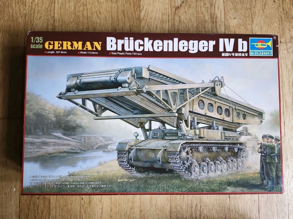Trumpeter 0390 1/35 Bruckenleger IVb German WWII Bridgelayer