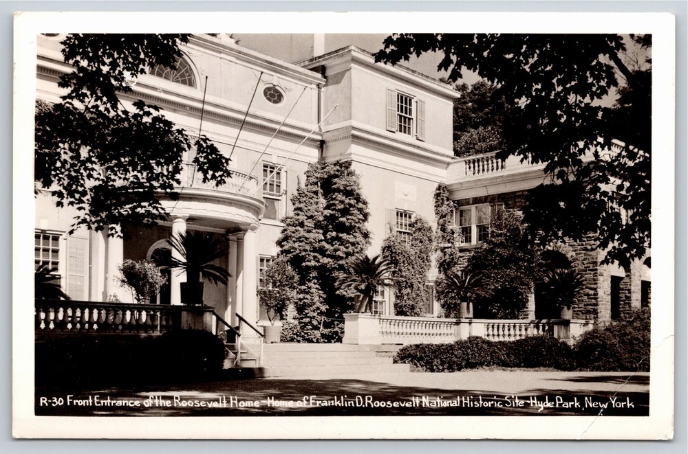 RPPC~Hyde Park New York~Front Entrance Of Roosevelt Home~Real Photo Postcard