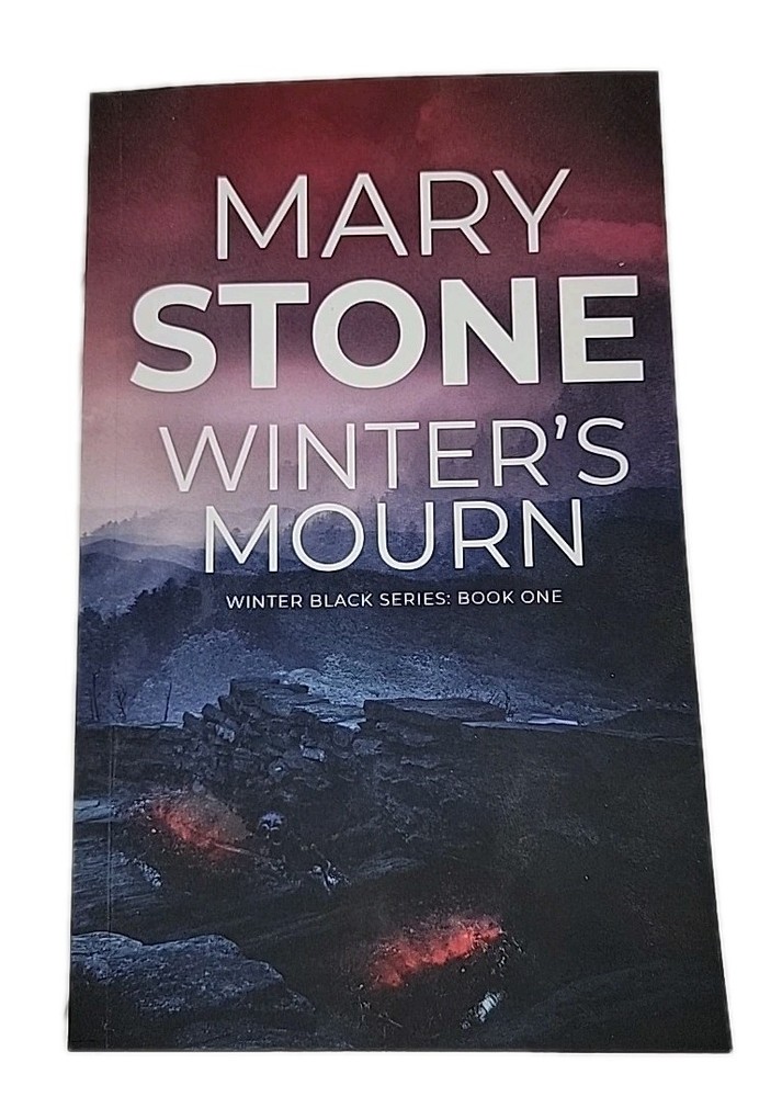 Mary Stone Winter's Mourn Winter Black Series: Book One FBI Mysteries Thriller