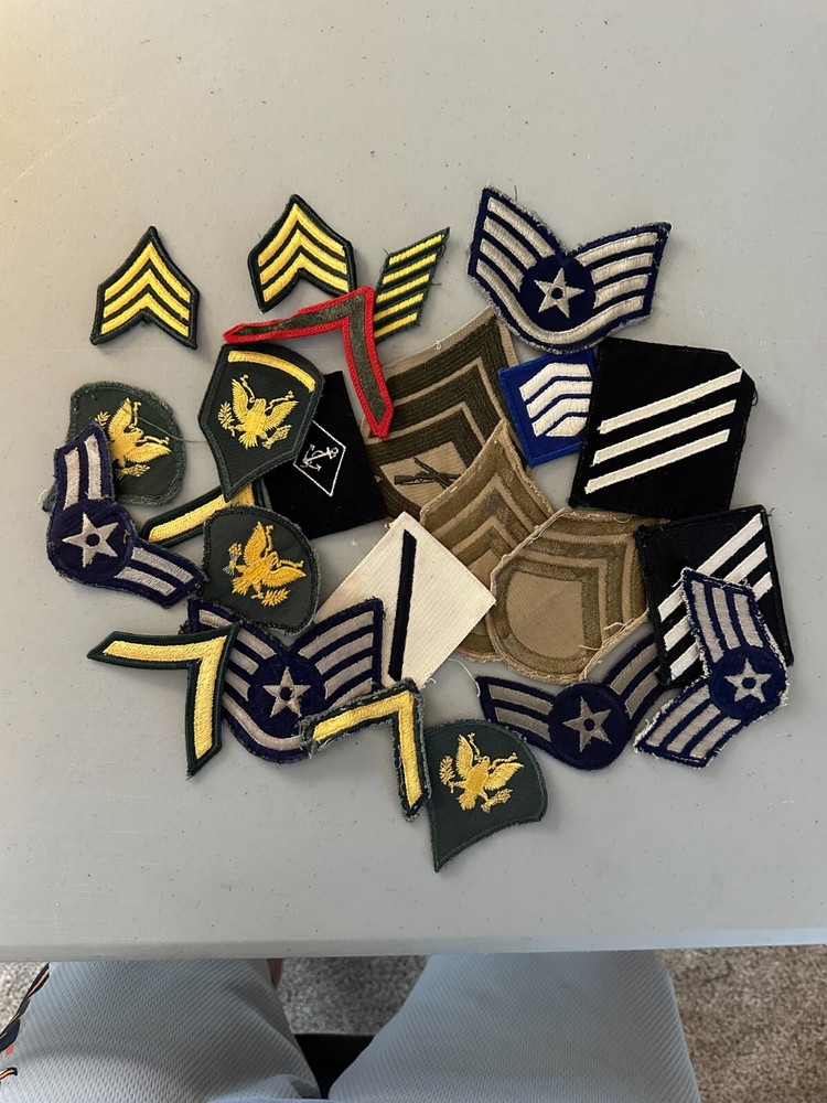 Authentic US Army, Air Force, Navy. USMC Rank and Other Insignia (M0130)