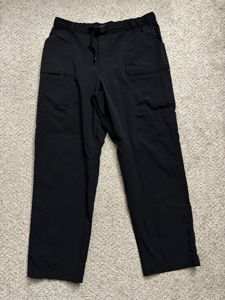 Uniqlo Pants Mens Size XL (36x31) Black Cargo Outdoor Pants Belted Lightweight