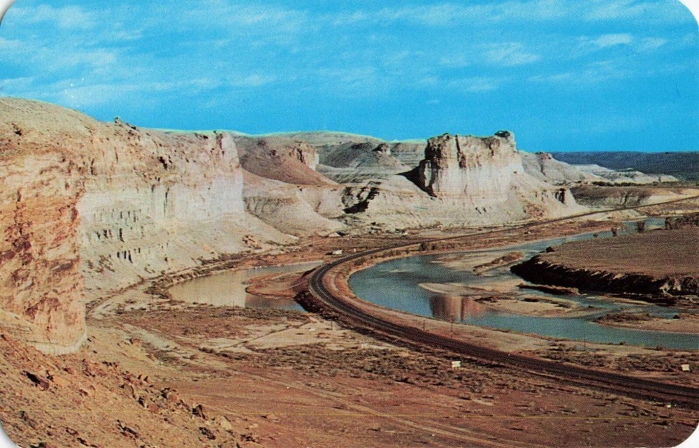 Panorama at Green River, Palisades, Toll Gate Rock, US 30 - Wyoming WY Postcard