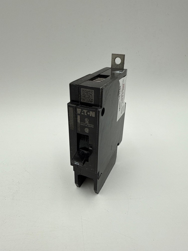 Eaton GHB1020 Bolt On Circuit Breaker 20A 1P 277V GHB 20 Amp 1 Pole