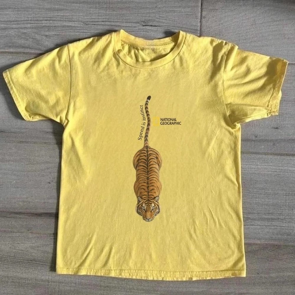 NEW!!! Retro National Geographic Tiger Graphic Unisex T-Shirt