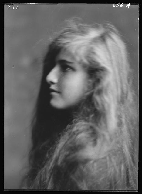 Photo:Miss, portrait photograph, Perkins
