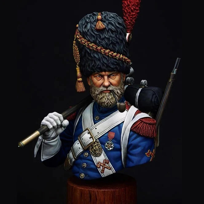 1/10 Bust Resin Figures Model Kit Ancient Old Officer Unpainted Unassembled Kit
