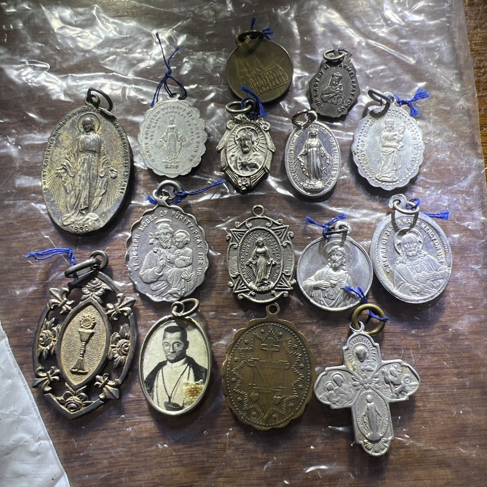 Antique religious medals Lot VIRGIN MARY And Others.