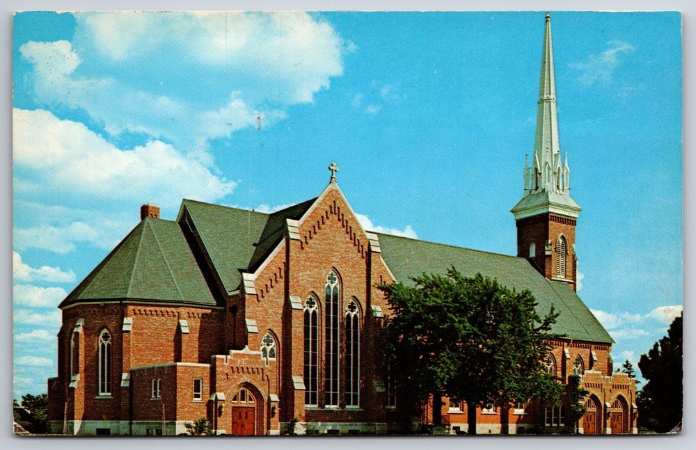Frankenmuth Michigan~St Lorenz Lutheran Church Exterior View~Vintage Postcard