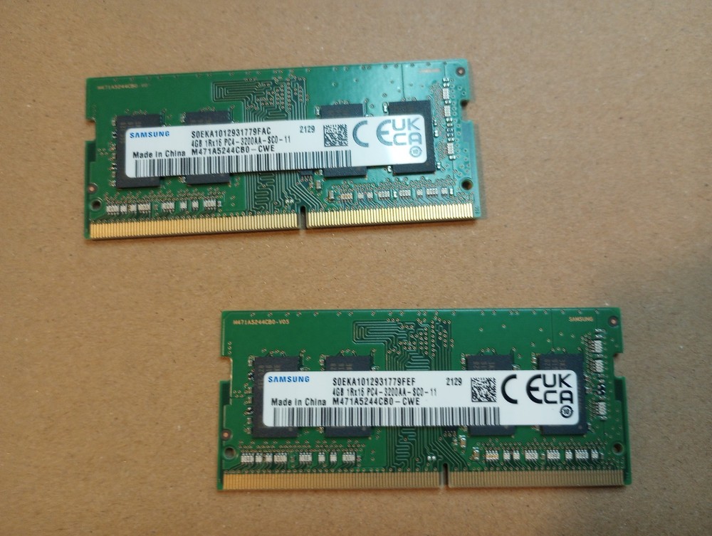 Samsung 4GB SO-DIMM DDR4 SDRAM Memory (M471A5244CB0CTD)