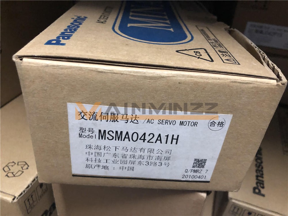 One New Panasonic Servo Motor MSMA042A1H