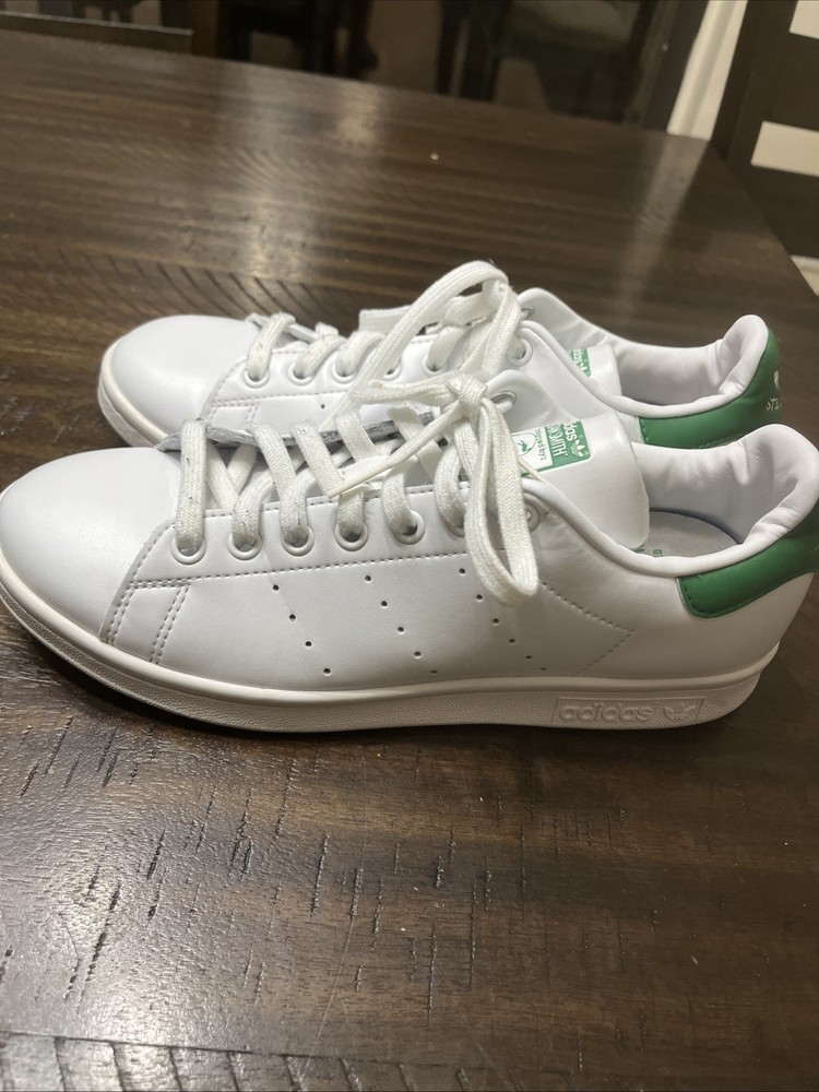 Adidas Stan Smith White and Green Womens Sneakers Size 8.5 Great Condition