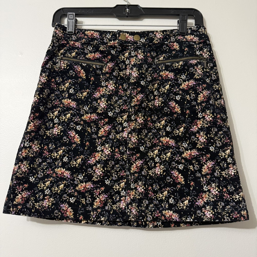 Mossimo Mini Skirt Womens Size 2 Black Corduroy Floral  Pockets Grunge Academia