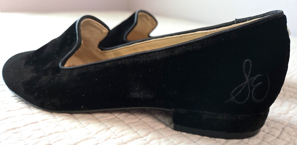 Sam Edelman Jordy Black Velvet Slip-on Shoes Women Size 6.5 Embroidered Initial