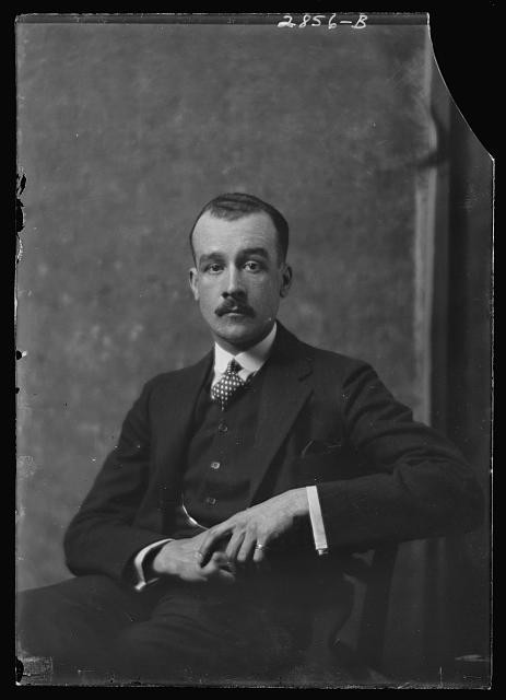 Photo:Kane, L., Mr., portrait photograph