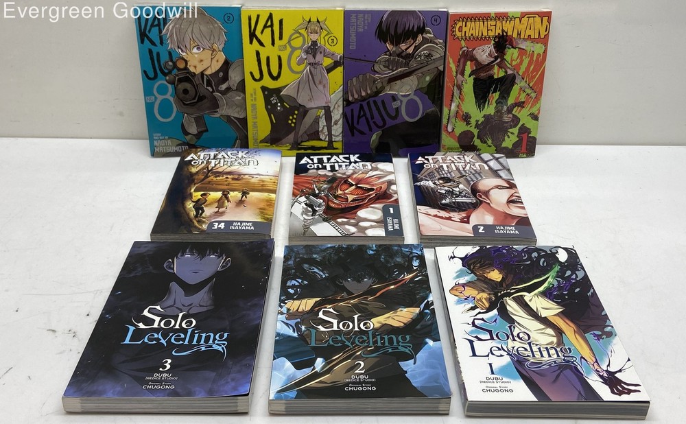 Japanese Manga Books Lot Kai Ju Attack On Titan Solo Leveling Chainsaw Man