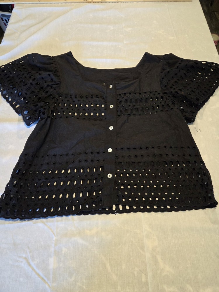 Black Eyelet Cotton Button Short Sleeve Square Neck Puff Sleeve Blouse 039