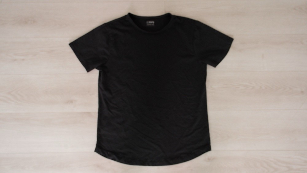 CUTS Curve Hem Black Jersey Crew Neck Short Sleeve Regular Fit Men's T-Shirt