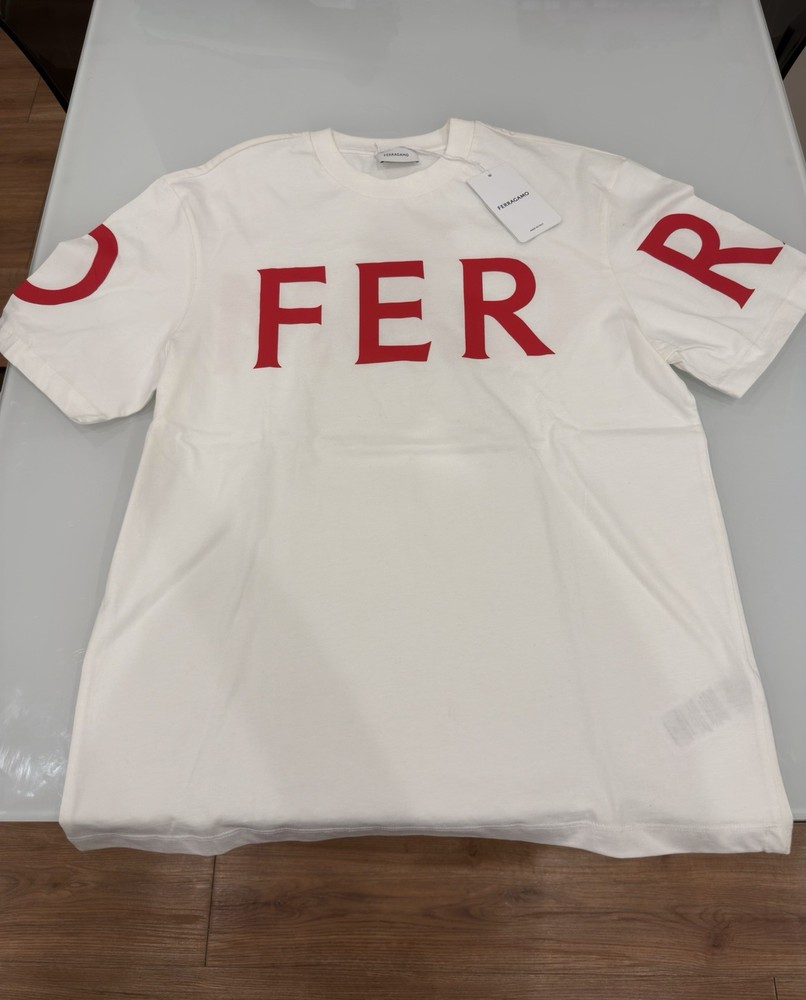 *AUTHENTIC* Ferragmo T-shirt Size Large New with tags