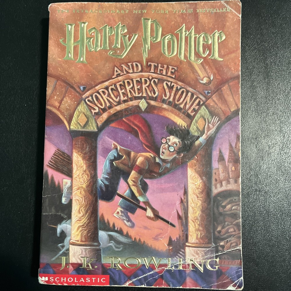 Harry Potter and the Sorcerer's Stone by Rowling, J. K.
