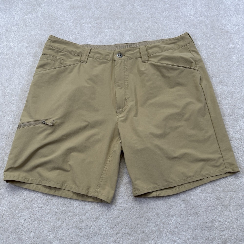 Patagonia Quandary Shorts Mens 38 Beige Khaki Outdoor Hiking Cargo 57815