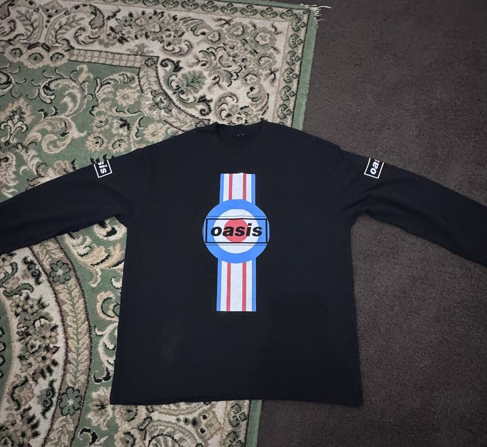 VINTAGE Oasis 90s Graphic Tee 🔥 Double-sided graphic print