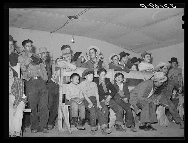Photo:Penasco New Mexico 1940 Spanish-American Audience at Traveling Show